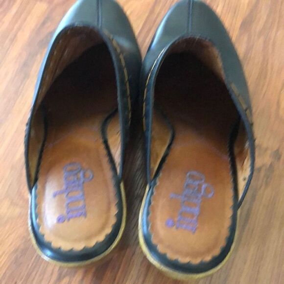INDIGO Black leather clogs size 10 - Picture 2 of 8